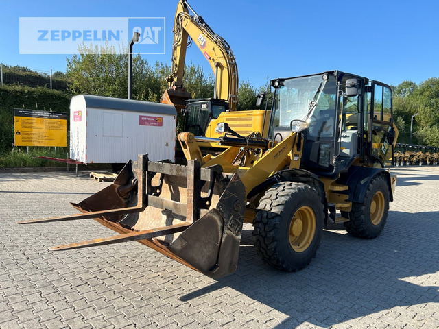 Cargadora de ruedas Cat 908M: foto 1