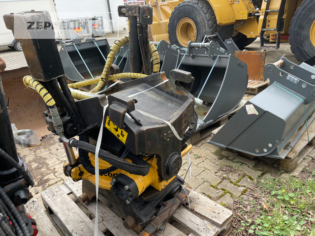 Komponenten Engcon Tilt D2 - Acoplamiento rápido para Maquinaria de construcción: foto 1 Komponenten Engcon Tilt D2 - Acoplamiento rápido para Maquinaria de construcción: foto 1