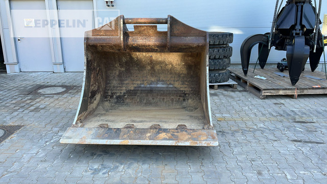 Sonstiges Primär-Prod. Komp.Ti - Cazo para excavadora: foto 1 Sonstiges Primär-Prod. Komp.Ti - Cazo para excavadora: foto 1