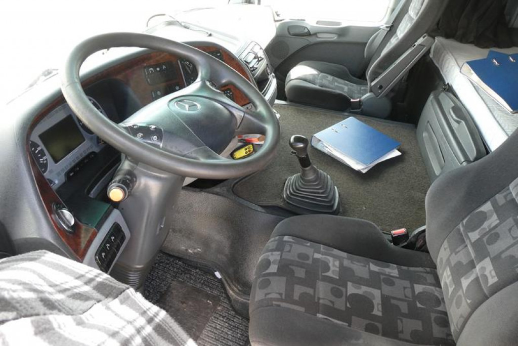 MERCEDES-BENZ Actros 4160 SLT 8x4 4 SZM TITAN -155to.-!! - Cabeza tractora: foto 4 MERCEDES-BENZ Actros 4160 SLT 8x4 4 SZM TITAN -155to.-!! - Cabeza tractora: foto 4