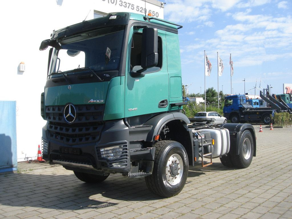 Cabeza tractora Mercedes-Benz Arocs 1848 4x4 SZM Richtige 4x4 Allrad !!! Kipph: foto 1
