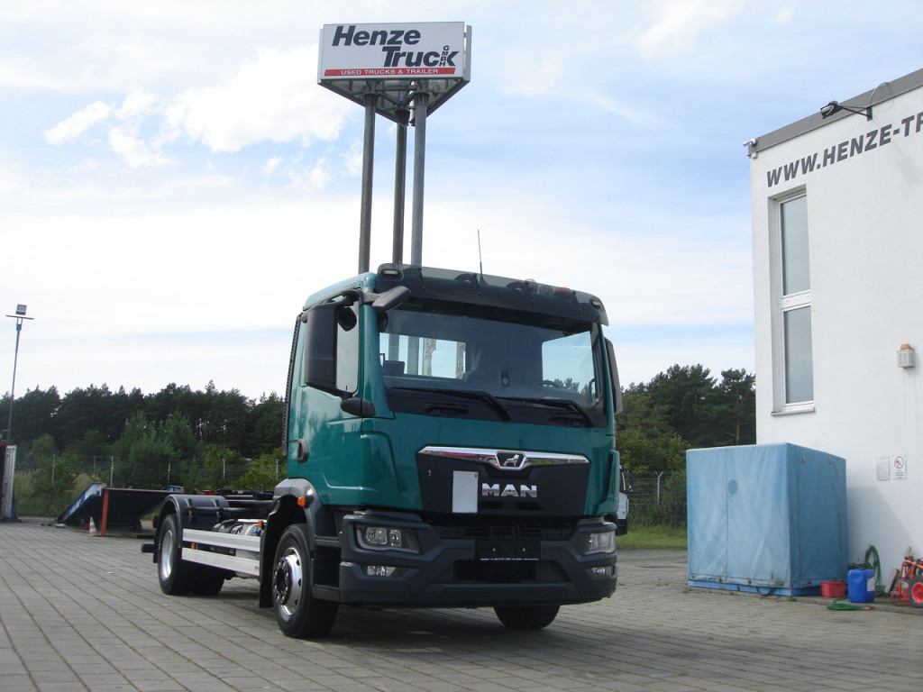 MAN MAN TG-M Abrollkipper 15.250 BL - Camión multibasculante: foto 2 MAN MAN TG-M Abrollkipper 15.250 BL - Camión multibasculante: foto 2