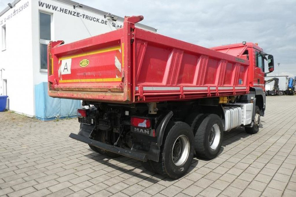 MAN TG-S 26.440 6x6 3-Achs Allradkipper Meiller - Camión volquete: foto 4 MAN TG-S 26.440 6x6 3-Achs Allradkipper Meiller - Camión volquete: foto 4