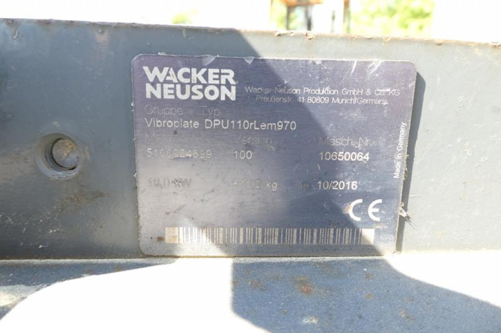 Wacker Neuson SE Rüttelplatte DPU 110rLem970 Baumaschine inkl. Fernbedienung - Maquinaria de construcción: foto 4 Wacker Neuson SE Rüttelplatte DPU 110rLem970 Baumaschine inkl. Fernbedienung - Maquinaria de construcción: foto 4