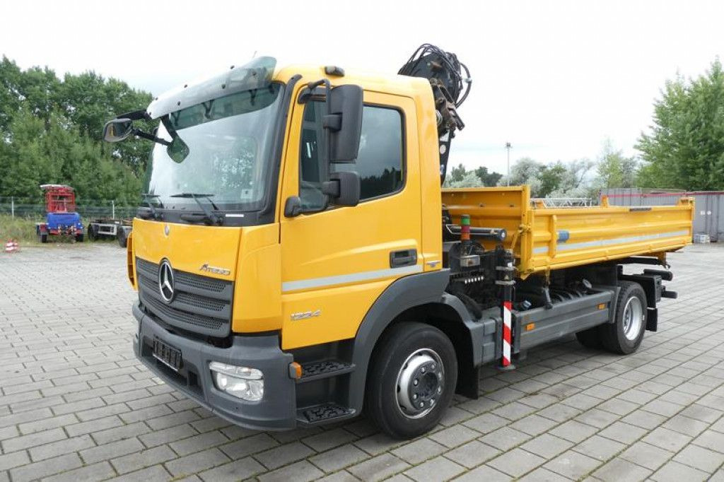 Mercedes-Benz Atego 1224 K 2-Achs Kipper Kran 2x Hdr Ausschub - Camión volquete, Camión grúa: foto 3 Mercedes-Benz Atego 1224 K 2-Achs Kipper Kran 2x Hdr Ausschub - Camión volquete, Camión grúa: foto 3