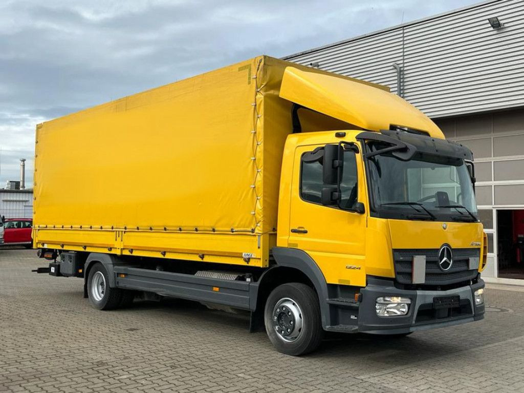 Mercedes-Benz Atego 1224 L Pritsche LBW - Camión caja abierta: foto 2 Mercedes-Benz Atego 1224 L Pritsche LBW - Camión caja abierta: foto 2