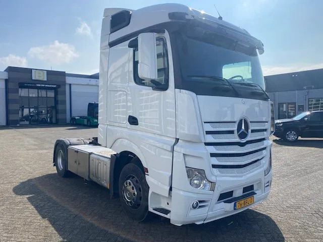 Mercedes-Benz Actros 1845 grote cabine, euro 6 , spoilers fenders... - Cabeza tractora: foto 2 Mercedes-Benz Actros 1845 grote cabine, euro 6 , spoilers fenders... - Cabeza tractora: foto 2