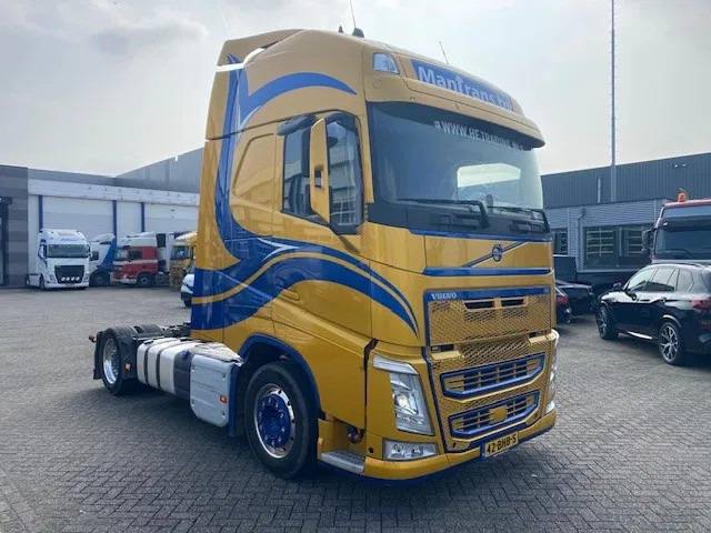 Volvo FH 13.460 mega trekker , XL cabine, parc cool , voll lucht., beauty..... - Cabeza tractora: foto 2 Volvo FH 13.460 mega trekker , XL cabine, parc cool , voll lucht., beauty..... - Cabeza tractora: foto 2