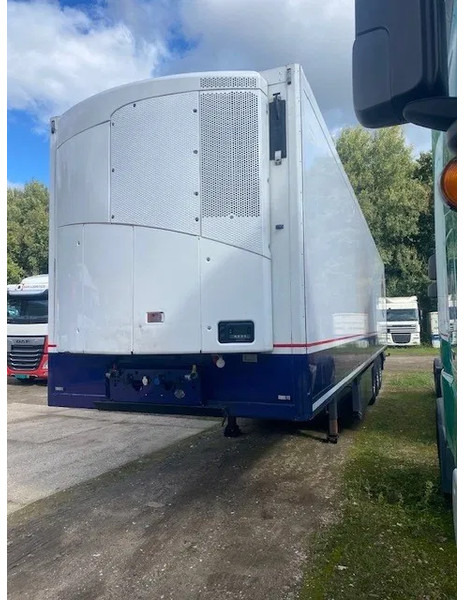 Krone koelvries met TK en onderschuifklep , aslift, - Semirremolque frigorífico: foto 3 Krone koelvries met TK en onderschuifklep , aslift, - Semirremolque frigorífico: foto 3