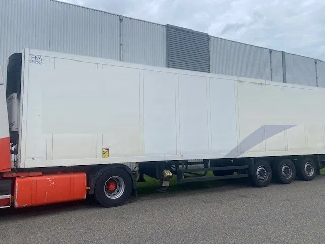 Schmitz Cargobull sko koelvries met carrier vector motor, saf assen disc brakes, 2 x lift , tuv gultig - Semirremolque frigorífico: foto 1 Schmitz Cargobull sko koelvries met carrier vector motor, saf assen disc brakes, 2 x lift , tuv gultig - Semirremolque frigorífico: foto 1