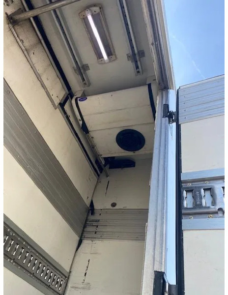 Camión frigorífico Volvo FM 330 2 temp koelvriesbak , 760 lang, 2 comp, carrier koeler, D"hollandia klep: foto 8 Camión frigorífico Volvo FM 330 2 temp koelvriesbak , 760 lang, 2 comp, carrier koeler, D"hollandia klep: foto 8