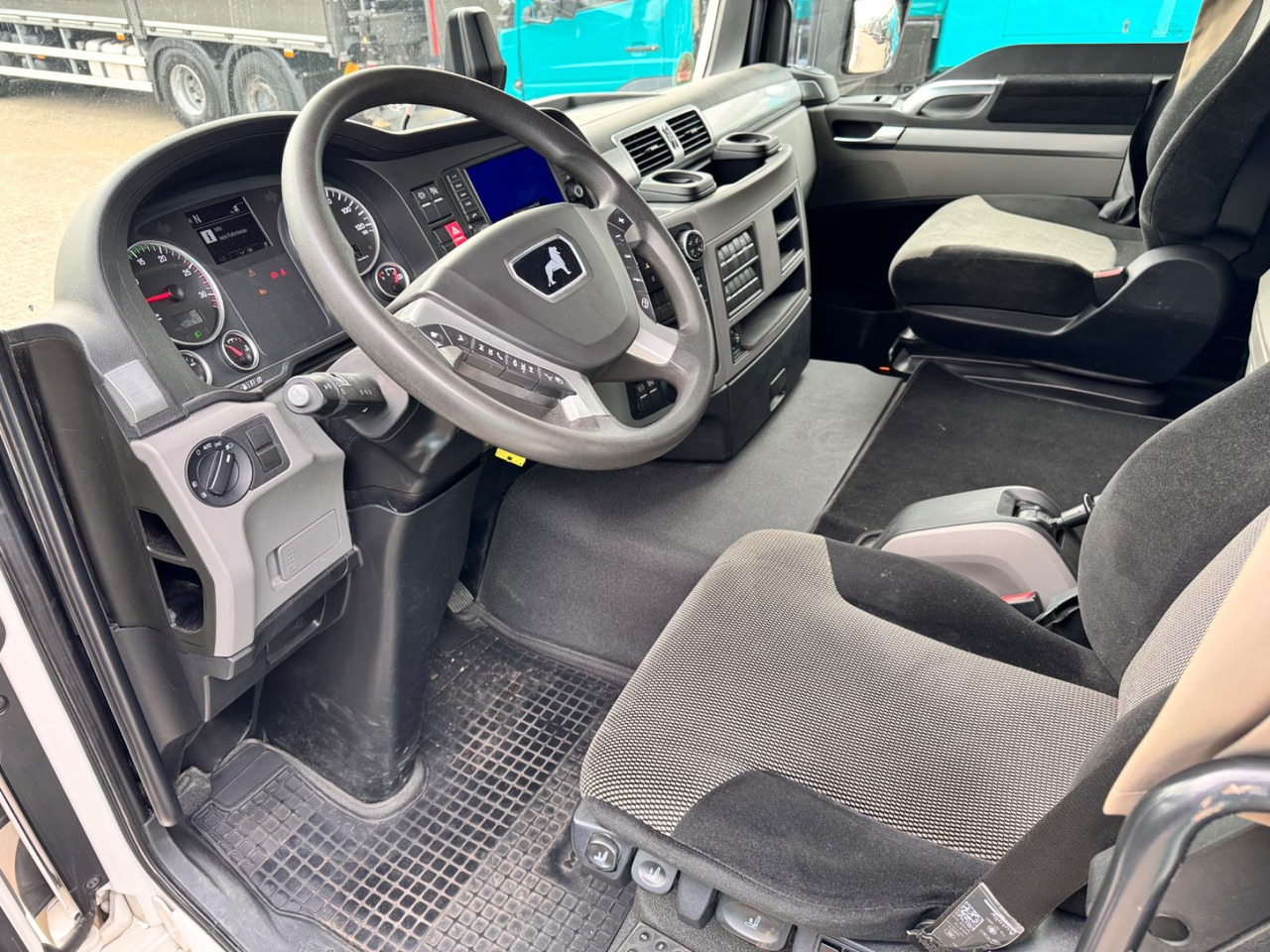 Leasing de MAN 18.470 LX TGS Hydraulik Walkingfloor & Kipper MAN 18.470 LX TGS Hydraulik Walkingfloor & Kipper: foto 14 Leasing de MAN 18.470 LX TGS Hydraulik Walkingfloor & Kipper MAN 18.470 LX TGS Hydraulik Walkingfloor & Kipper: foto 14