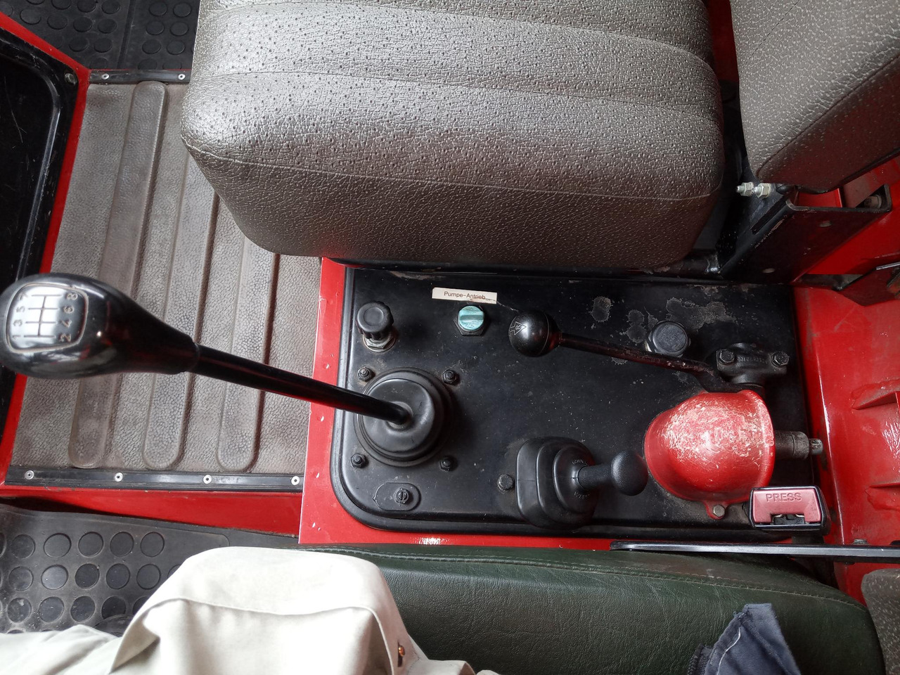 Camión de bomberos Mercedes Benz Unimog U1300L Unimog Firetruck: foto 10