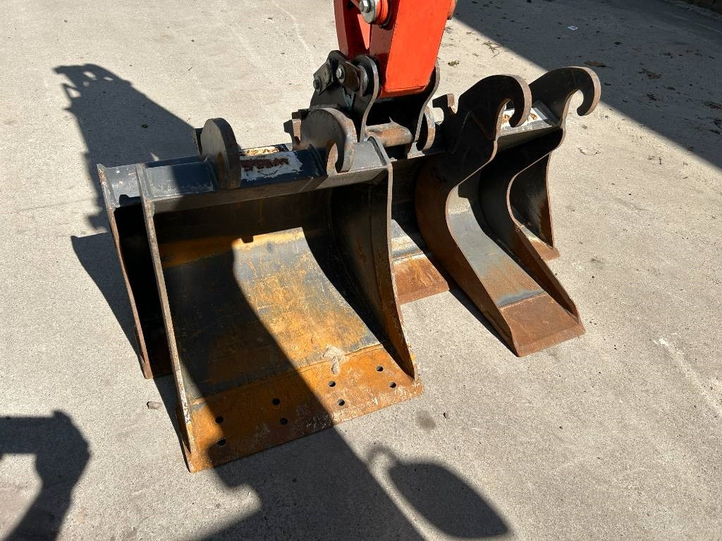 Miniexcavadora Kubota U 27-4: foto 9
