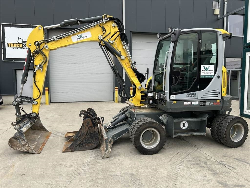 Wacker Neuson EW65 (8946) - Excavadora de ruedas: foto 1 Wacker Neuson EW65 (8946) - Excavadora de ruedas: foto 1