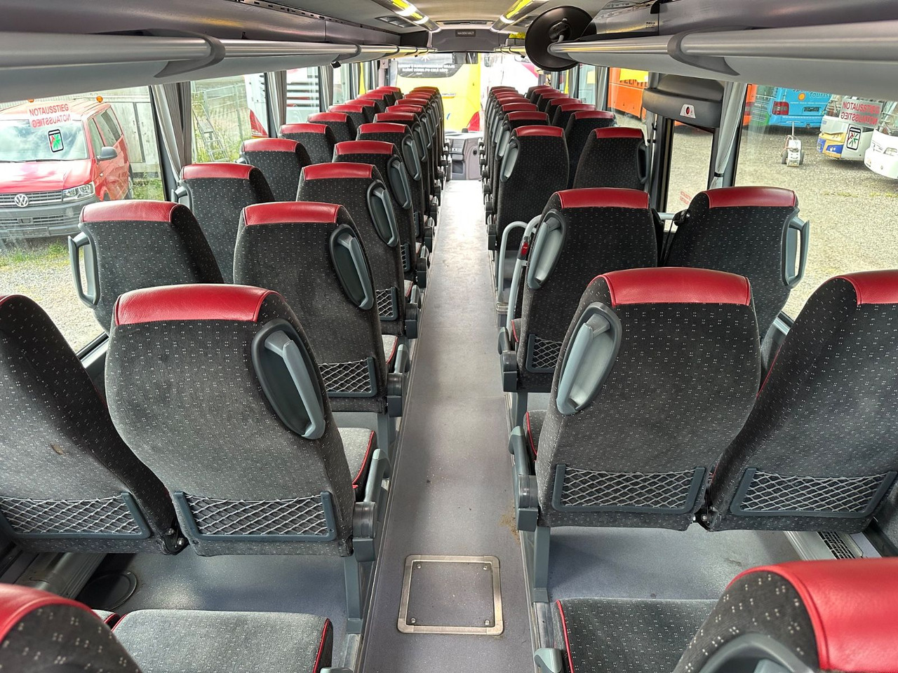 Minibús, Furgoneta de pasajeros Iveco EVADYS H (55 Sitze*Schalt*176 tKm): foto 21 Minibús, Furgoneta de pasajeros Iveco EVADYS H (55 Sitze*Schalt*176 tKm): foto 21