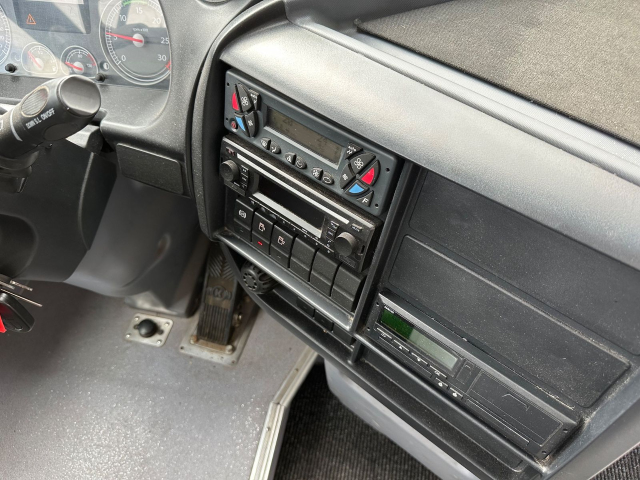 Minibús, Furgoneta de pasajeros Iveco EVADYS H (55 Sitze*Schalt*176 tKm): foto 17 Minibús, Furgoneta de pasajeros Iveco EVADYS H (55 Sitze*Schalt*176 tKm): foto 17