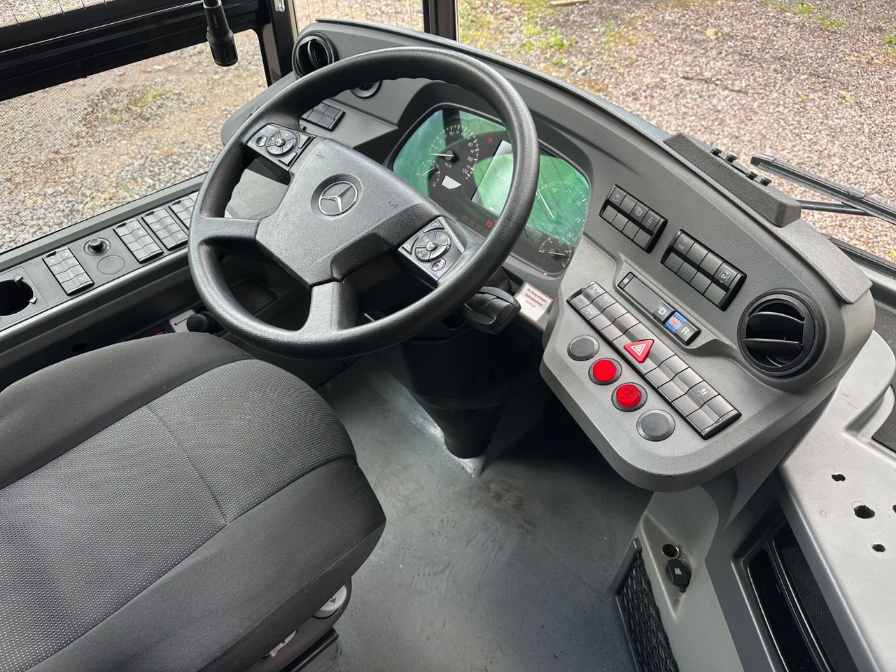 Mercedes-Benz O 530 C2 Citaro Euro 6D*Klimaanlage - Autobús urbano: foto 4 Mercedes-Benz O 530 C2 Citaro Euro 6D*Klimaanlage - Autobús urbano: foto 4