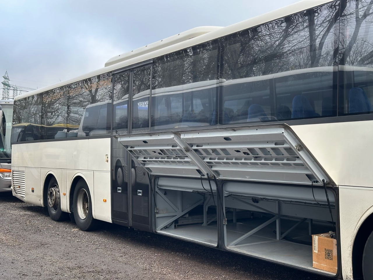 Mercedes-Benz O550 Integro L (66 Sitze*Klima*Euro5) - Autobús suburbano: foto 2 Mercedes-Benz O550 Integro L (66 Sitze*Klima*Euro5) - Autobús suburbano: foto 2