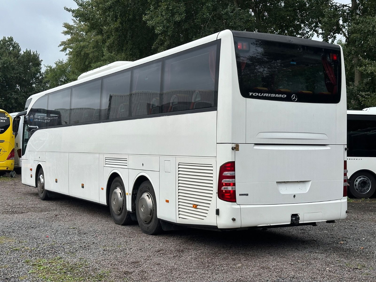 Mercedes-Benz Tourismo O350 16 RHD-M (56 Sitze*DE*TOP) - Autocar: foto 2 Mercedes-Benz Tourismo O350 16 RHD-M (56 Sitze*DE*TOP) - Autocar: foto 2