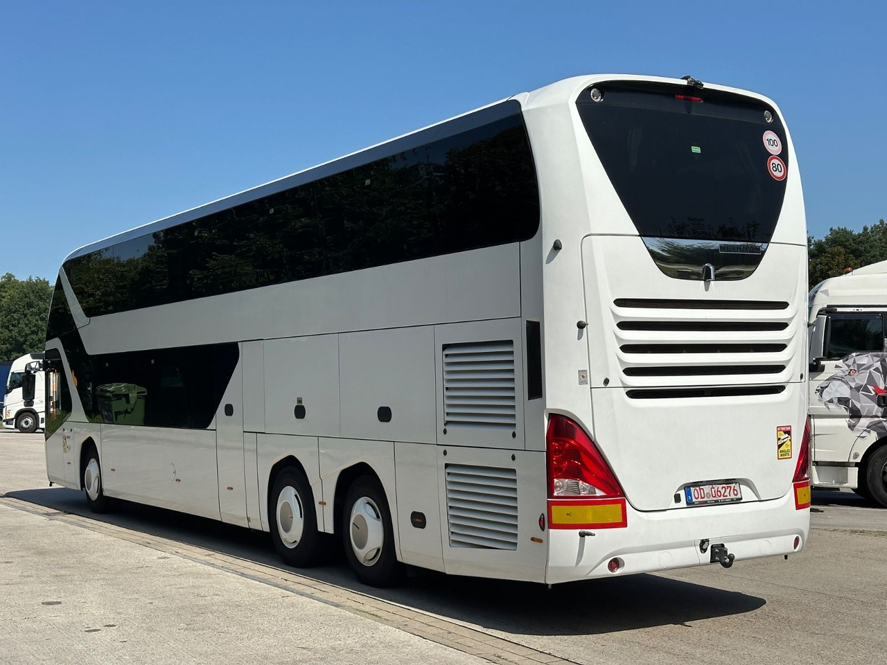 Neoplan P06 Skyliner L (83 Sitze*TOP*Motor Neu*Panorama) - Autobús de dos pisos: foto 3 Neoplan P06 Skyliner L (83 Sitze*TOP*Motor Neu*Panorama) - Autobús de dos pisos: foto 3