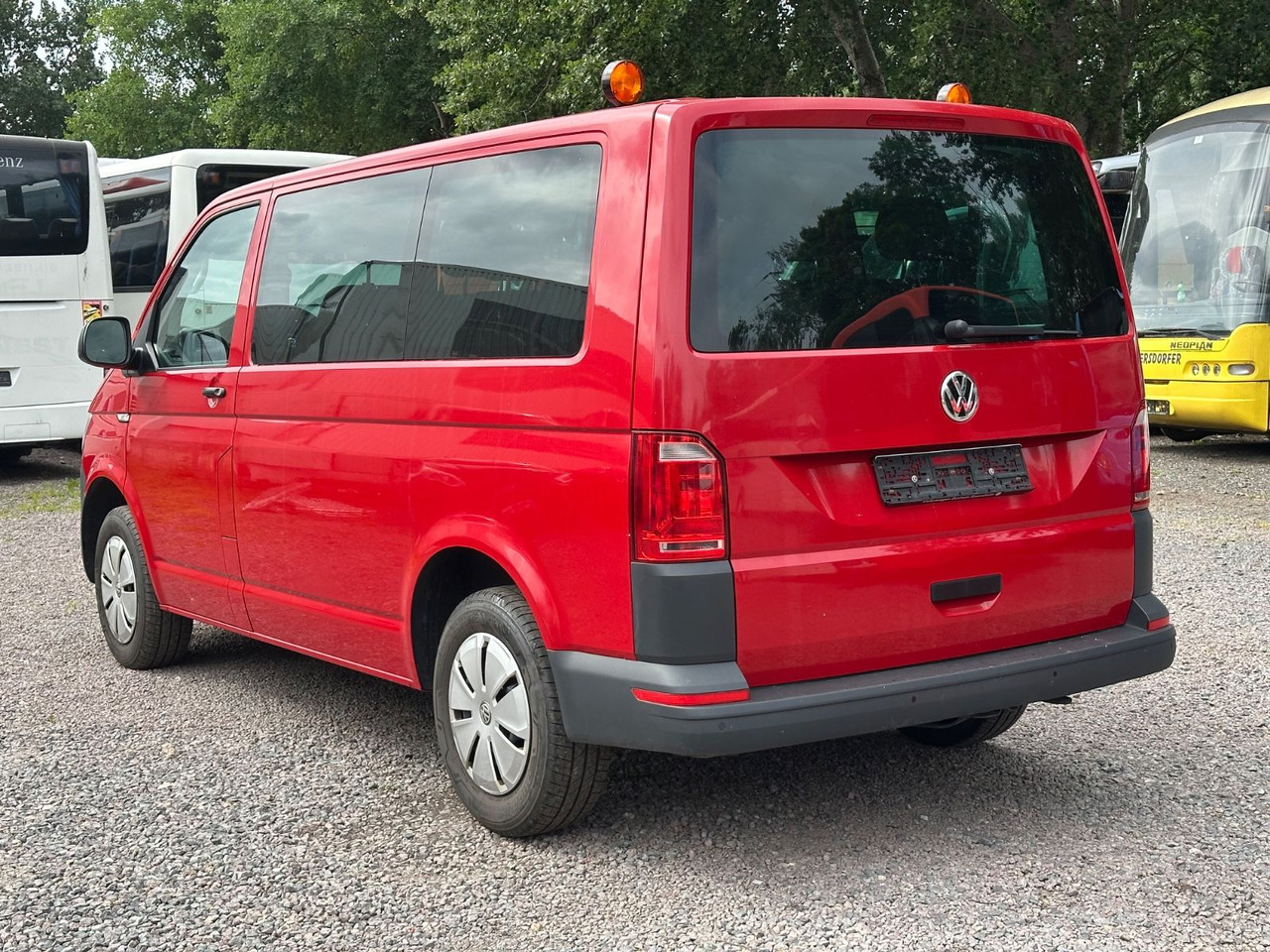 Volkswagen T6 Kombi (PDC Hi*ACC*StandHz*9 Sitzer*AC) - Furgoneta de pasajeros: foto 2 Volkswagen T6 Kombi (PDC Hi*ACC*StandHz*9 Sitzer*AC) - Furgoneta de pasajeros: foto 2