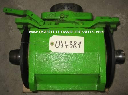 MERLO DIFFERENTIAL GEAR REAR AXLE FOR MULTIFARMER === DIFFERENTIAL HINT. ACHSE FUR MULTIFARMER Nr. 044381 /065359/ - Diferencial para Manipulador telescópico: foto 1 MERLO DIFFERENTIAL GEAR REAR AXLE FOR MULTIFARMER === DIFFERENTIAL HINT. ACHSE FUR MULTIFARMER Nr. 044381 /065359/ - Diferencial para Manipulador telescópico: foto 1